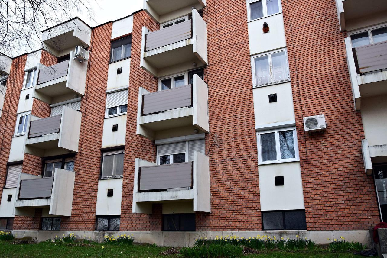 Weninger Studio Apartman Kiskunhalas Exterior foto